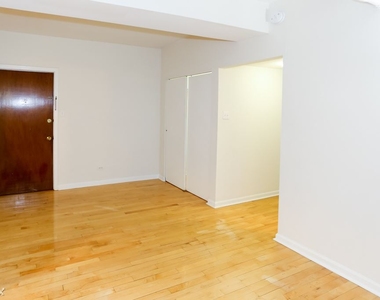 5516 N. Kenmore, Unit 401 - Photo Thumbnail 5