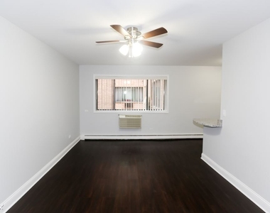 6201 N. Kenmore, Unit 302 - Photo Thumbnail 9