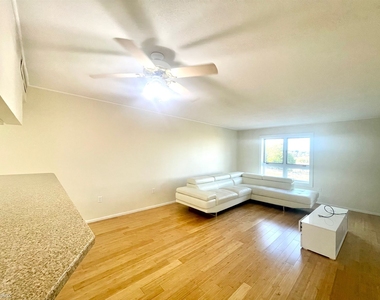 165 Cottage St Apt 608 - Photo Thumbnail 1