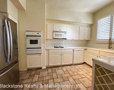 1250 Midvale Ave. Unit 402 - Photo Thumbnail 7