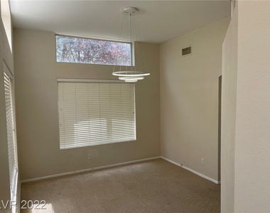 9521 Sierra Summit Avenue - Photo Thumbnail 5