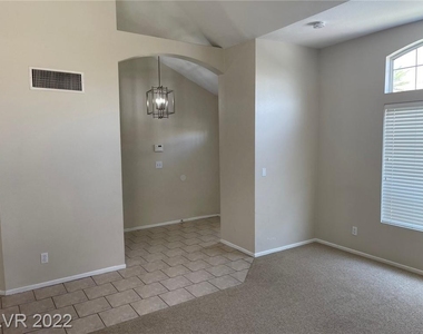 9521 Sierra Summit Avenue - Photo Thumbnail 3