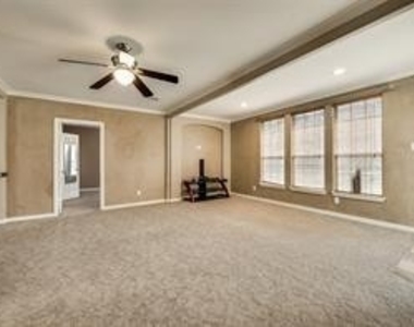 3537 S Gravel Circle - Photo Thumbnail 7