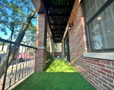 3641 W Belmont Avenue - Photo Thumbnail 4