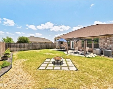 1140 Calla Lily Blvd - Photo Thumbnail 26