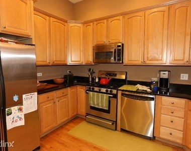 5349 N. Kenmore, Unit 2n - Photo Thumbnail 1