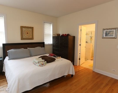 5349 N. Kenmore, Unit 2n - Photo Thumbnail 9