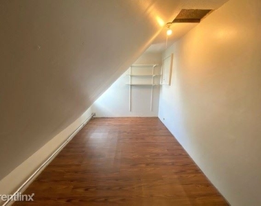 18 Pleasant St Apt 3 - Photo Thumbnail 17