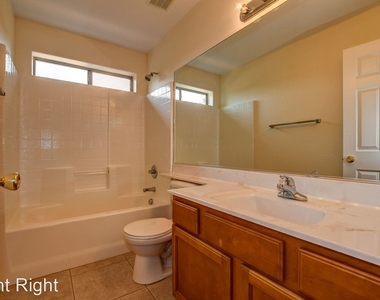 5700 N Western Blvd Unit A - Photo Thumbnail 16