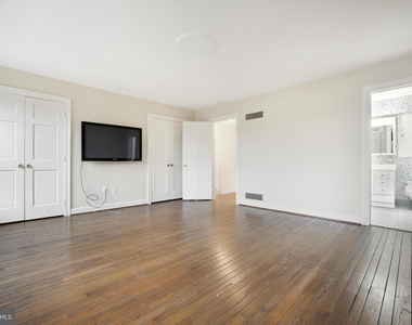 3327 R Street Nw - Photo Thumbnail 19