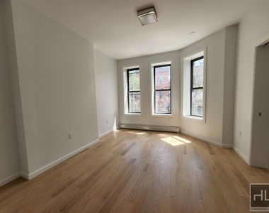 563 Chauncey Street - Photo Thumbnail 1