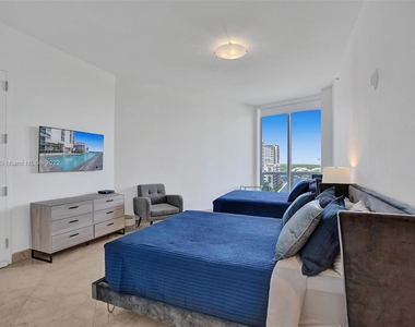 16001 Collins Ave Apt 805 - Photo Thumbnail 22