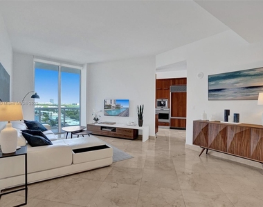 16001 Collins Ave Apt 805 - Photo Thumbnail 10