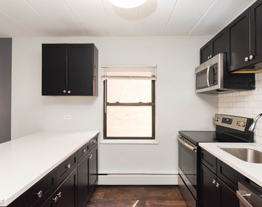 6007 N. Kenmore, Unit 201 - Photo Thumbnail 1