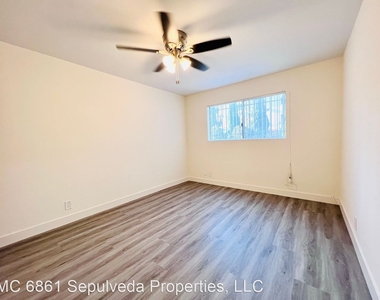 6861 Sepulveda Blvd - Photo Thumbnail 11