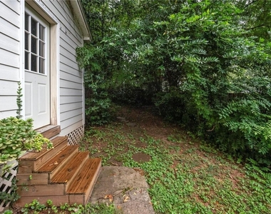 1489 Kenwood Avenue Nw - Photo Thumbnail 8