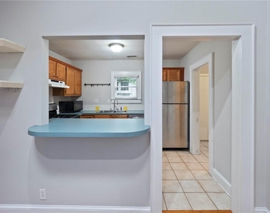 1489 Kenwood Avenue Nw - Photo Thumbnail 5