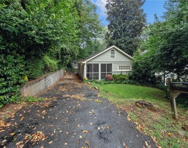 1489 Kenwood Avenue Nw - Photo Thumbnail 11