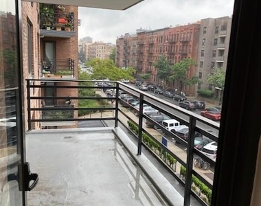 West 132nd Street - Photo Thumbnail 1