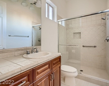 9736 Verlaine Court - Photo Thumbnail 23