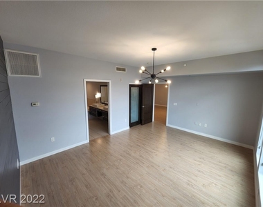 8925 West Flamingo Road - Photo Thumbnail 8