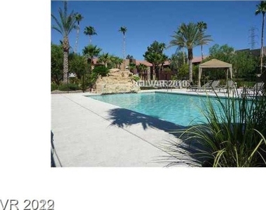 5041 River Glen Drive - Photo Thumbnail 19