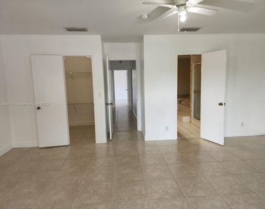 4287 Coral Springs Dr - Photo Thumbnail 17