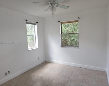 4287 Coral Springs Dr - Photo Thumbnail 20