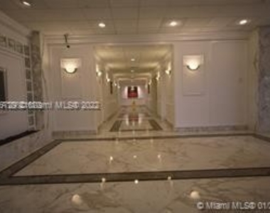 5700 Collins Ave - Photo Thumbnail 1