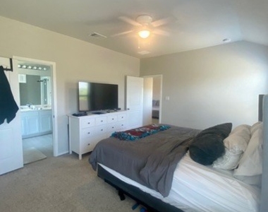 2315 Marbach Woods - Photo Thumbnail 6