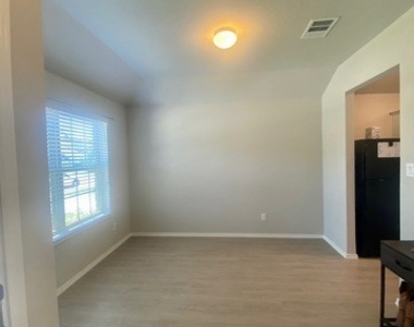 2315 Marbach Woods - Photo Thumbnail 2