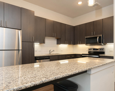 601 W St Johns Ave - Photo Thumbnail 7
