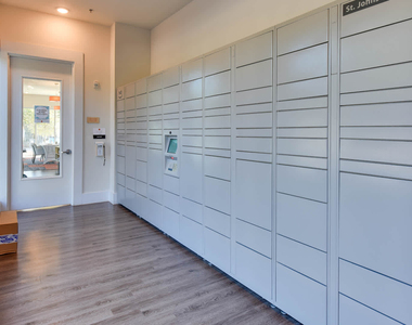 601 W St Johns Ave - Photo Thumbnail 5