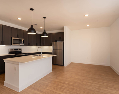 1401 Art Dilly Dr. - Photo Thumbnail 58