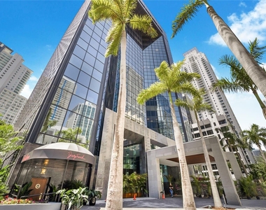 1200 Brickell Ave - Photo Thumbnail 1