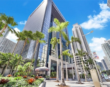 1200 Brickell Ave - Photo Thumbnail 15