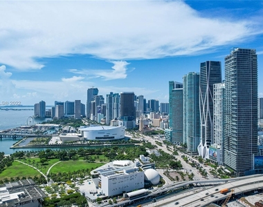 1100 Biscayne Blvd - Photo Thumbnail 24