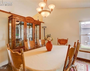 4025r Zurich Drive - Photo Thumbnail 10