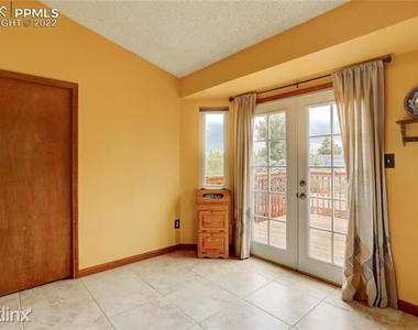 4025r Zurich Drive - Photo Thumbnail 15