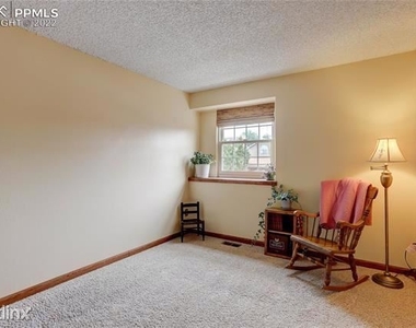 4025r Zurich Drive - Photo Thumbnail 21