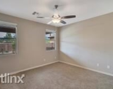 8600r N Genoa Court - Photo Thumbnail 9