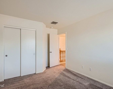 35945 Velazquez Drive Unit - Photo Thumbnail 10