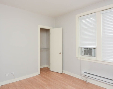 511 W. Belmont, Unit 28 - Photo Thumbnail 13