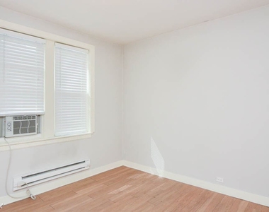 511 W. Belmont, Unit 28 - Photo Thumbnail 12