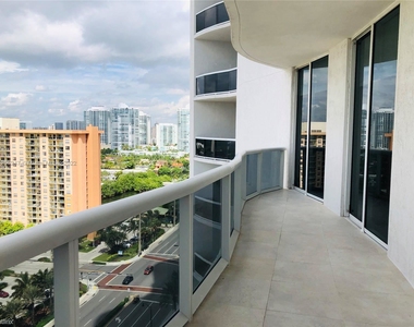 15811 Collins Ave Apt 1505 - Photo Thumbnail 11