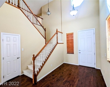 8368 South Pioneer Way - Photo Thumbnail 19