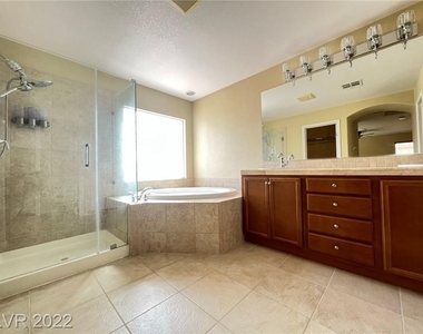 8368 South Pioneer Way - Photo Thumbnail 10