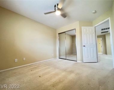 8368 South Pioneer Way - Photo Thumbnail 12