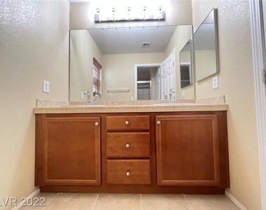 8368 South Pioneer Way - Photo Thumbnail 14