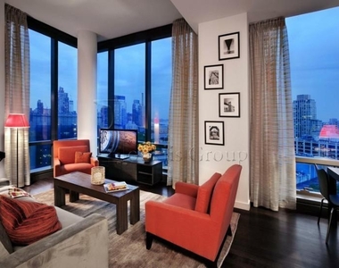 200 West 67th Street - Photo Thumbnail 0